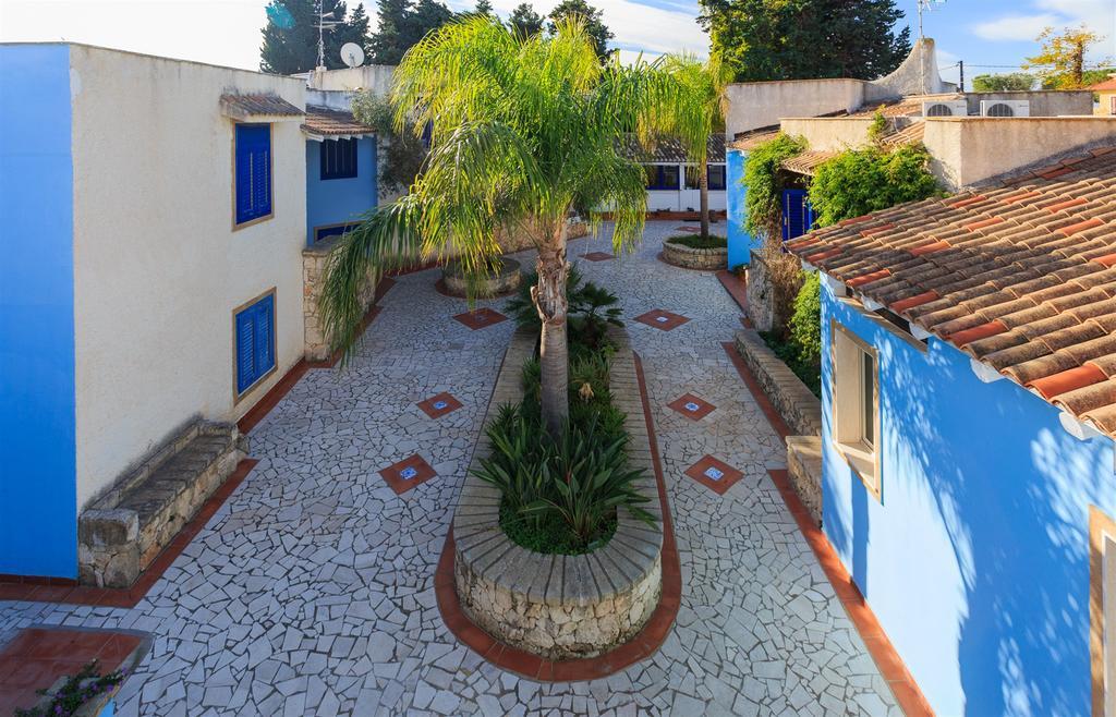 Borgo Marino Plemmirio Hotel Syracuse Exterior photo